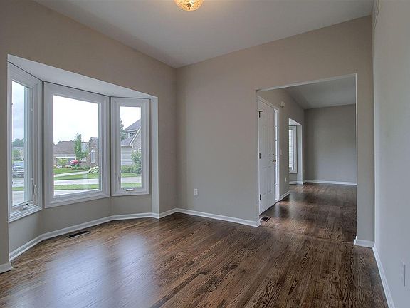 5th image of 59700 Glacier Ct