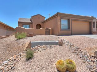 1743 W Placita Canoa Verde, Green Valley, AZ 85622