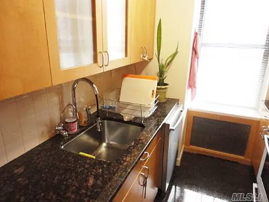 Sold by Madeleine Realty Ltd. | media 15