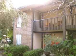 3 Surrey Ln, San Rafael, CA 94903