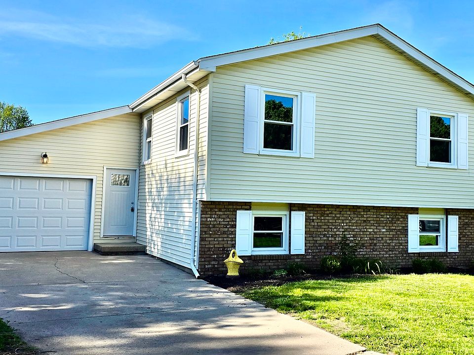 1st image of 2602 Kapok Dr