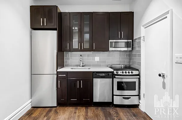 Rented by PREX Realty Corp | media 31