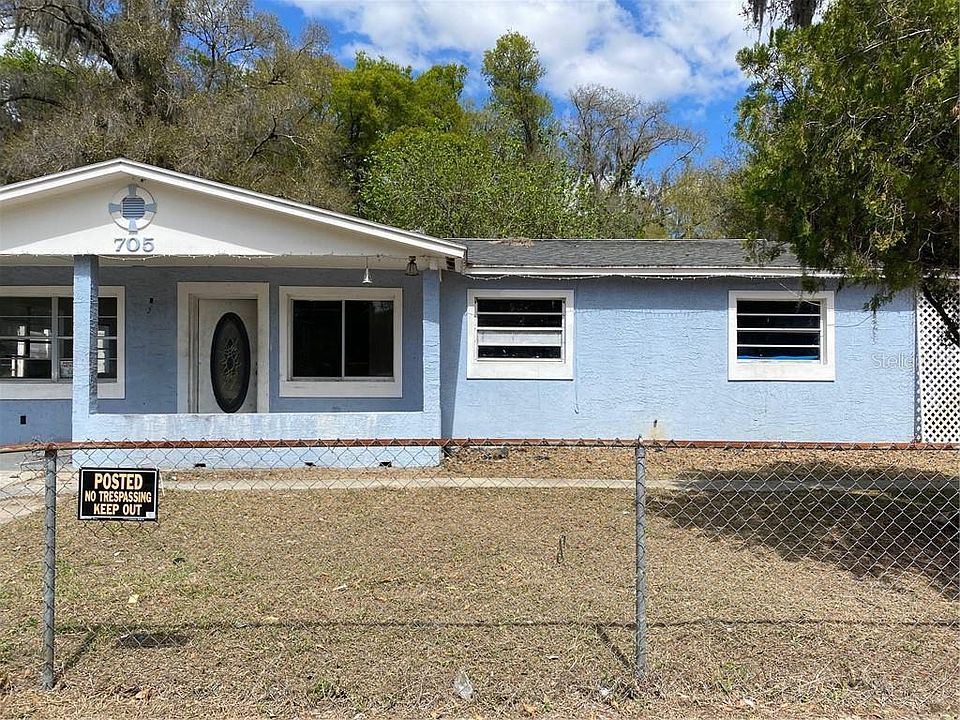 1st image of 705 W Mansfield St