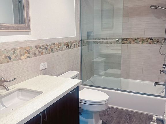 4th image of 576 N Bellflower Blvd Unit 309
