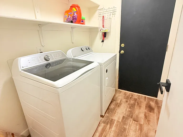 1801 Brittany Ln — Photo 21