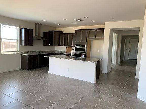 3rd image of 13290 W Ocupado Dr