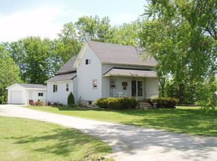 N5308 Coe Rd, Shiocton, WI 54170