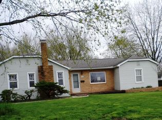 1011 Perrysville Ave, Danville, IL 61832