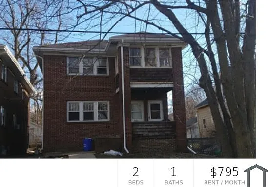 1231 Benton St — Photo 1