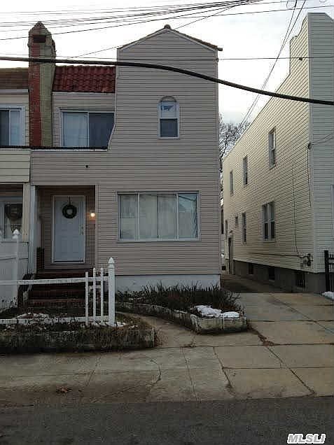 1st image of 20526 110th Ave