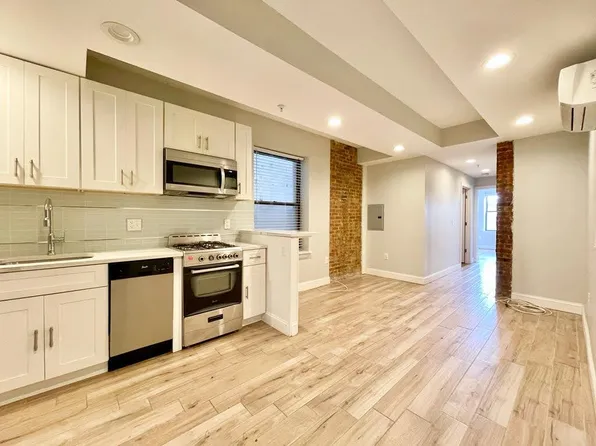 46 Clifton Place image 1 of 8