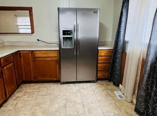 332 Independence Rd, Toledo, OH 43607