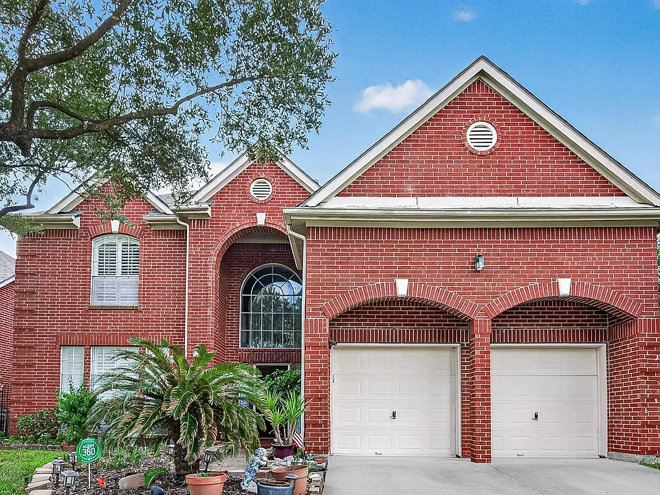 11811 Sunset Lake Ct
