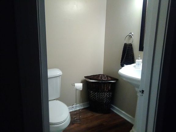 Hallway bathroom new remodel