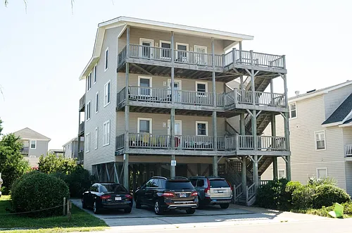 8B Sunset Ave #B Photo 1