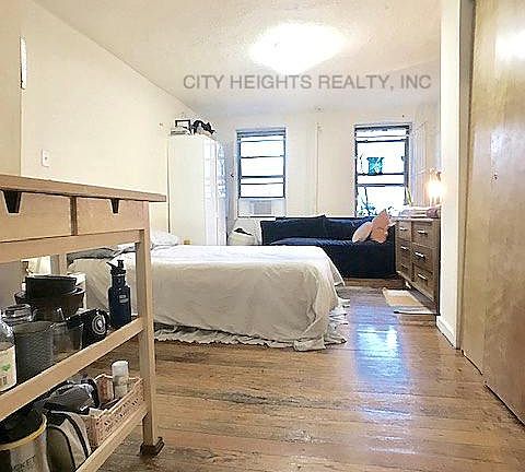 2nd image of 436 E 9th St APT 5B