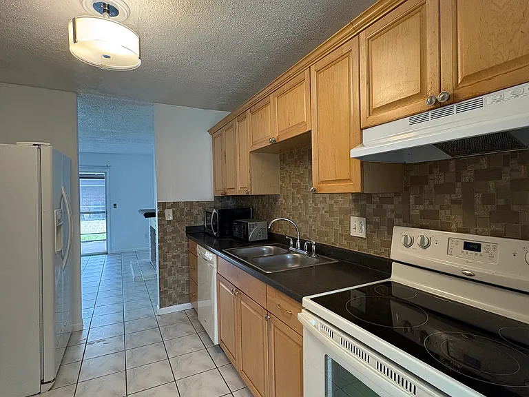 5159 Picadilly Circus Ct — Photo 6