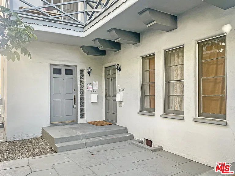 440 N Spaulding Ave — Photo 2