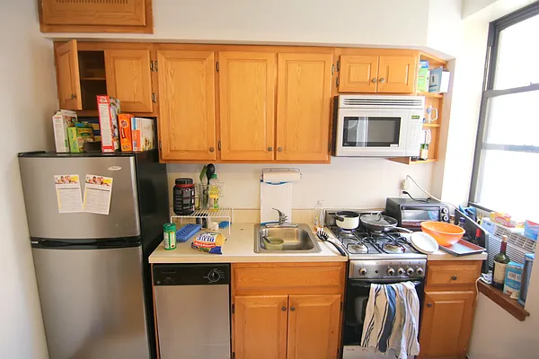 Rented by JK Dansar Corp | media 9