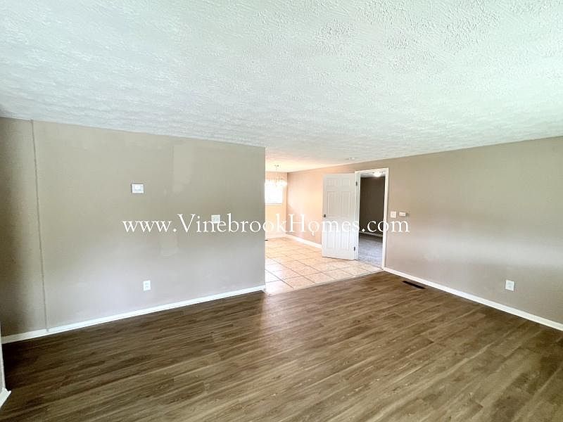 1st image of 2251 Bushwick Dr