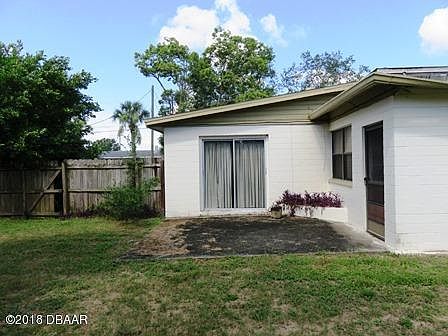 4th image of 1495 Carmen Ave