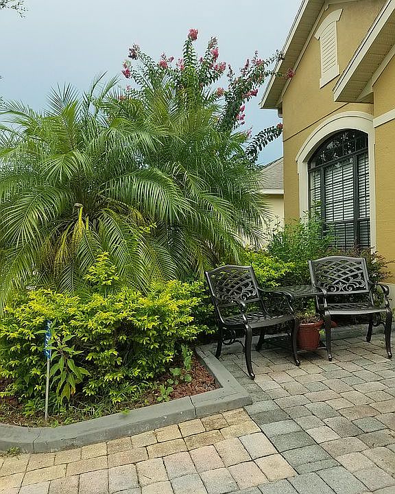 1st image of 237 Lake Davenport Cir