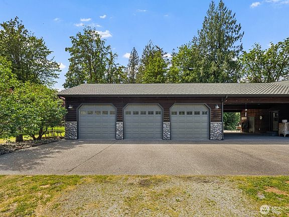 4th image of 42813 Rivers Edge Court