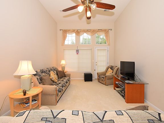 2nd image of 4564 Concord Ln #J