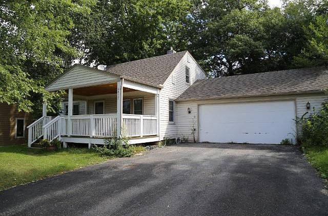 2nd image of 4517 Wilson St