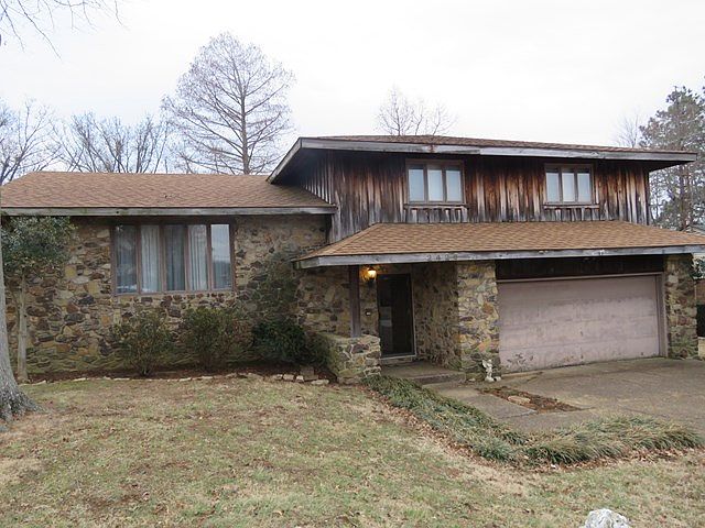 1st image of 2426 Georgia Ln
