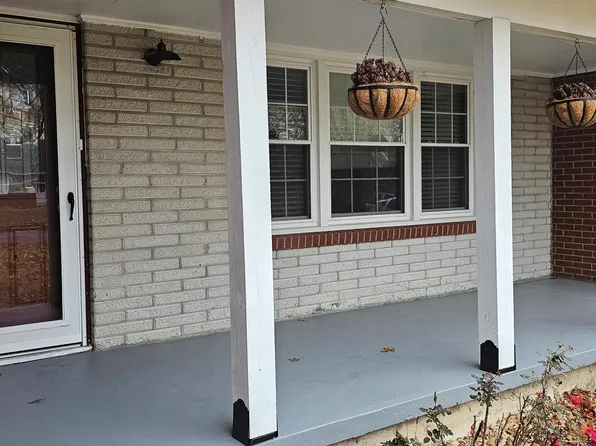 2506 Plaza Ave, Sedalia, MO 65301