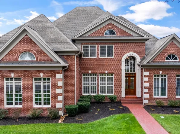 754 Prince George Parish Dr, Knoxville, TN 37934