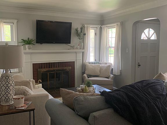 5th image of 1103 Orchard Grove Dr