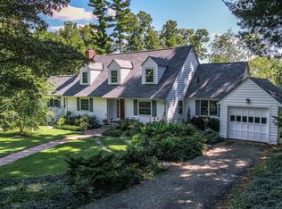 4 Sheppard Pl, Granville, OH 43023