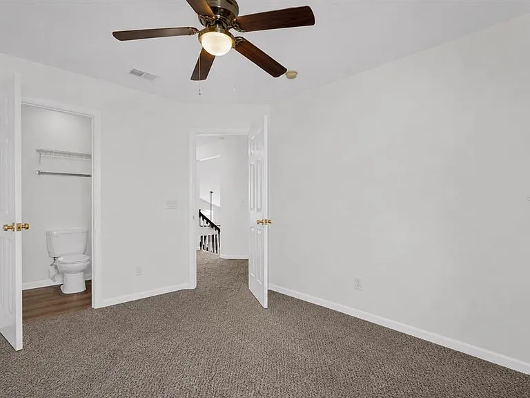 204 Gleneagles Dr — Photo 20
