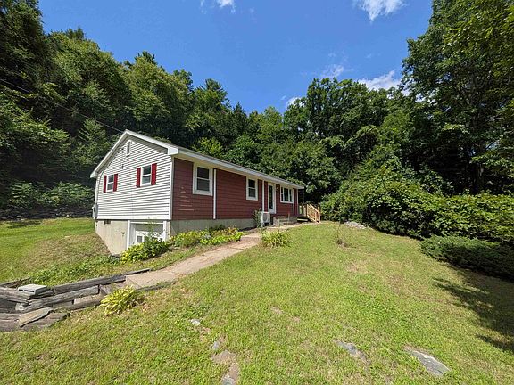 2nd image of 2117 Pine Banks Road