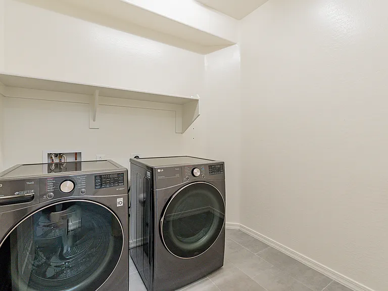 8014 W Orange Dr — Photo 49