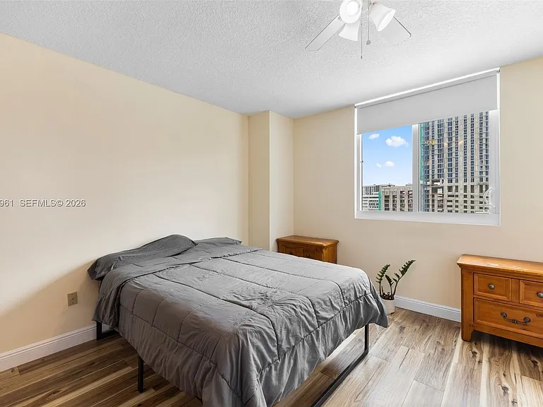 275 NE 18th St #710 — Photo 16
