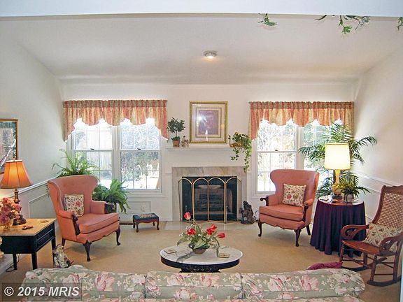 2nd image of 5401 Overland Ct