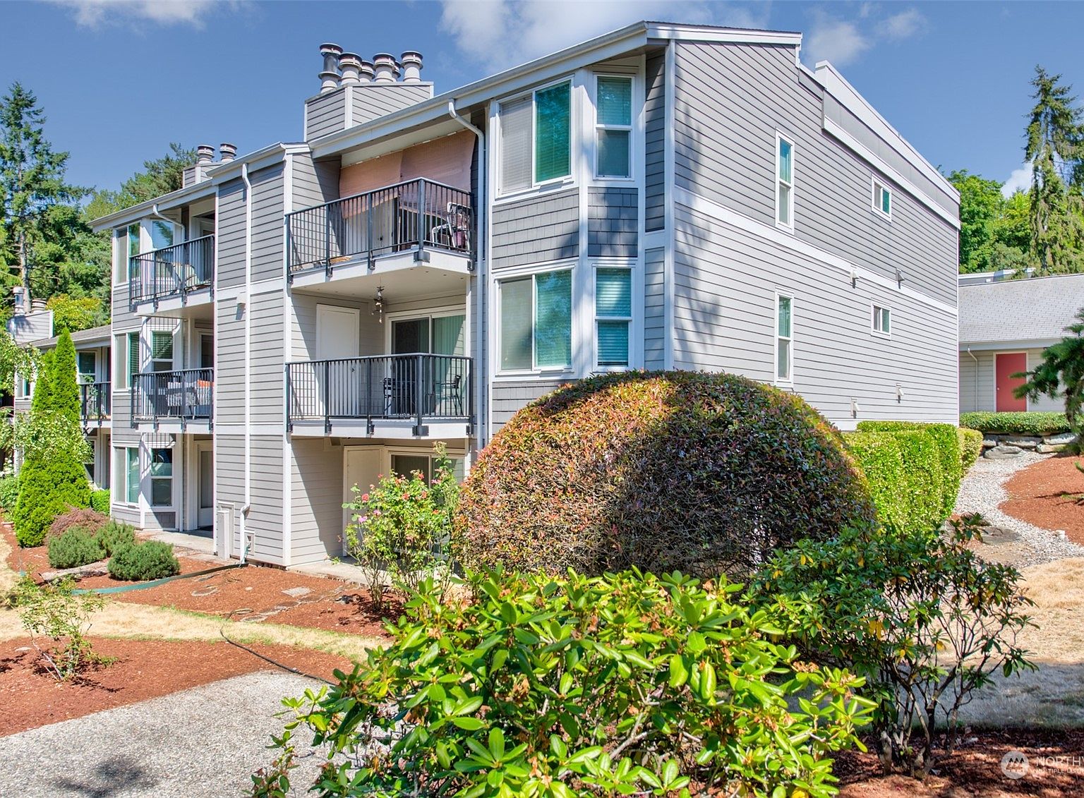 4202 Factoria Blvd SE UNIT D4, Bellevue, WA 98006 Zillow