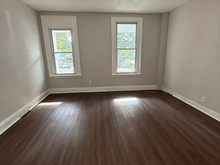 46 Liberty St #1 — Photo 8
