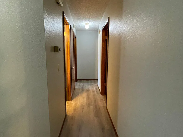 Hallway to bedrooms