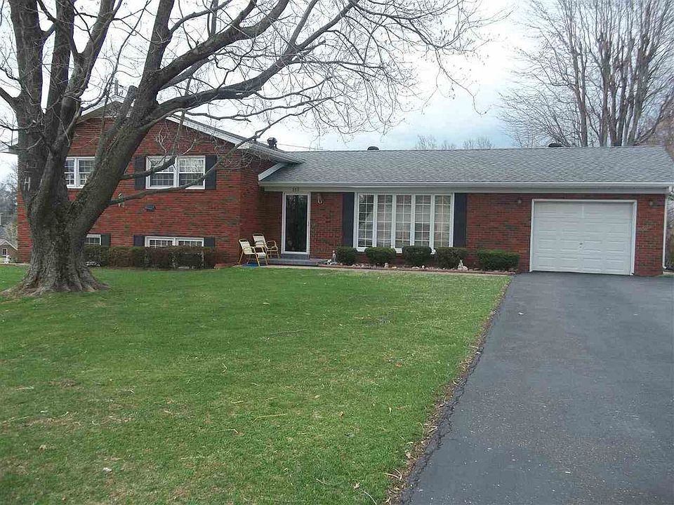 1st image of 202 Williams Dr