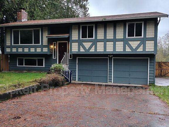 3rd image of 24410 Andorra Ct NE