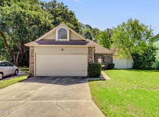 2971 Lantana Lakes Dr E, Jacksonville, FL 32246