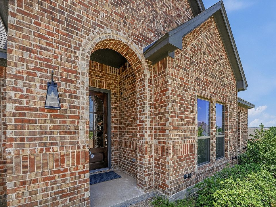 1st image of 8110 Spanish Hills Dr