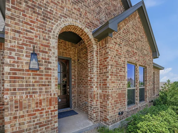 8110 Spanish Hills Dr, Benbrook, TX 76126