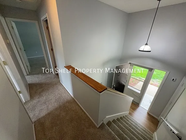 703 11th Ave NW — Photo 13