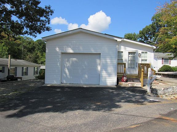 3rd image of 25 Elm Trl