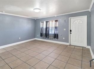 2726 NW 5th St, Pompano Beach, FL 33069